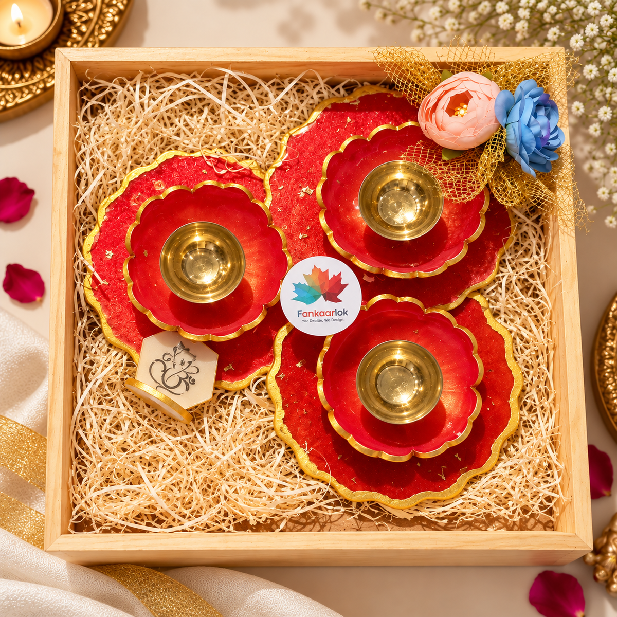 Dia holder hamper with brass diyas