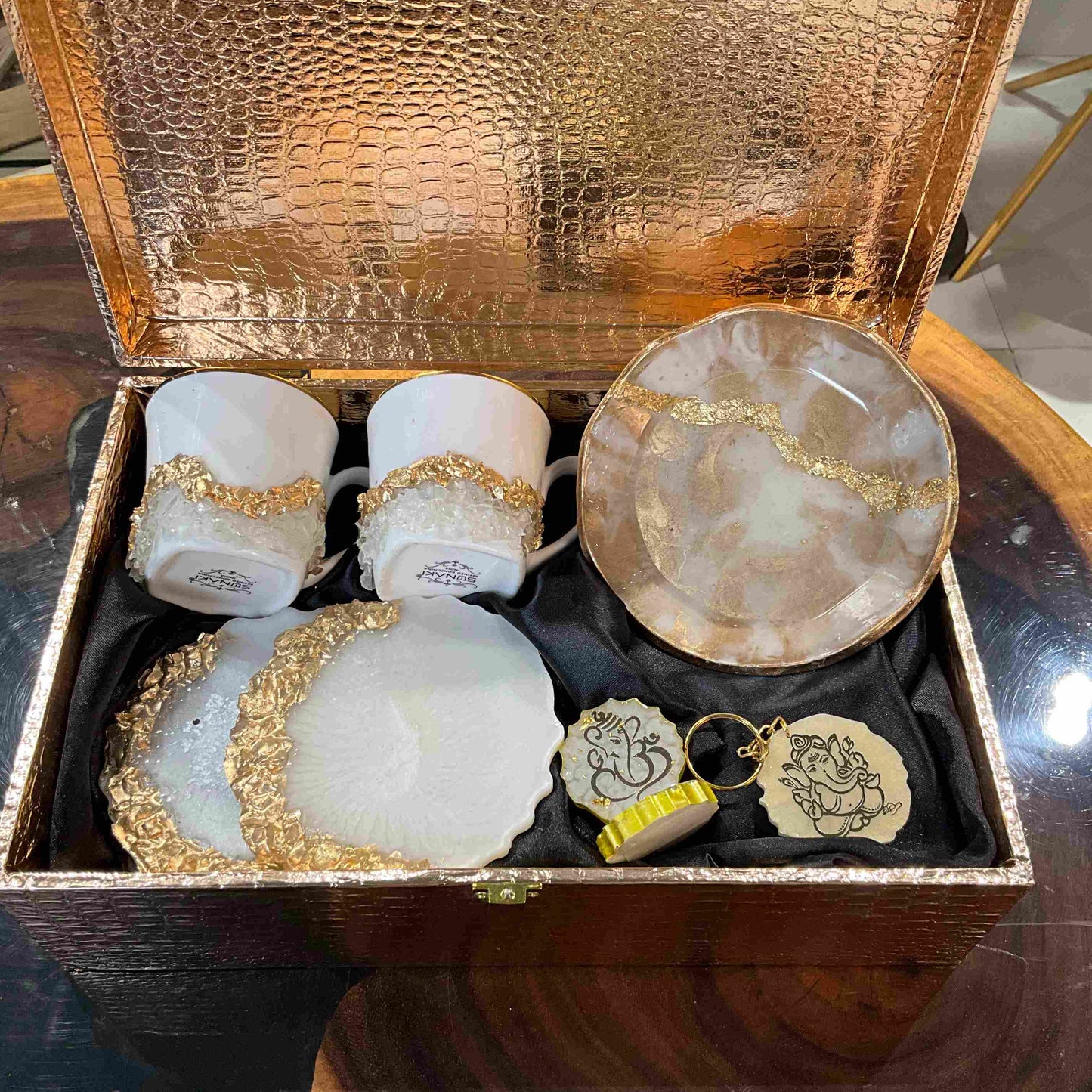Golden Grace Festive Gift Hamper for Diwali | Fankaaarlok