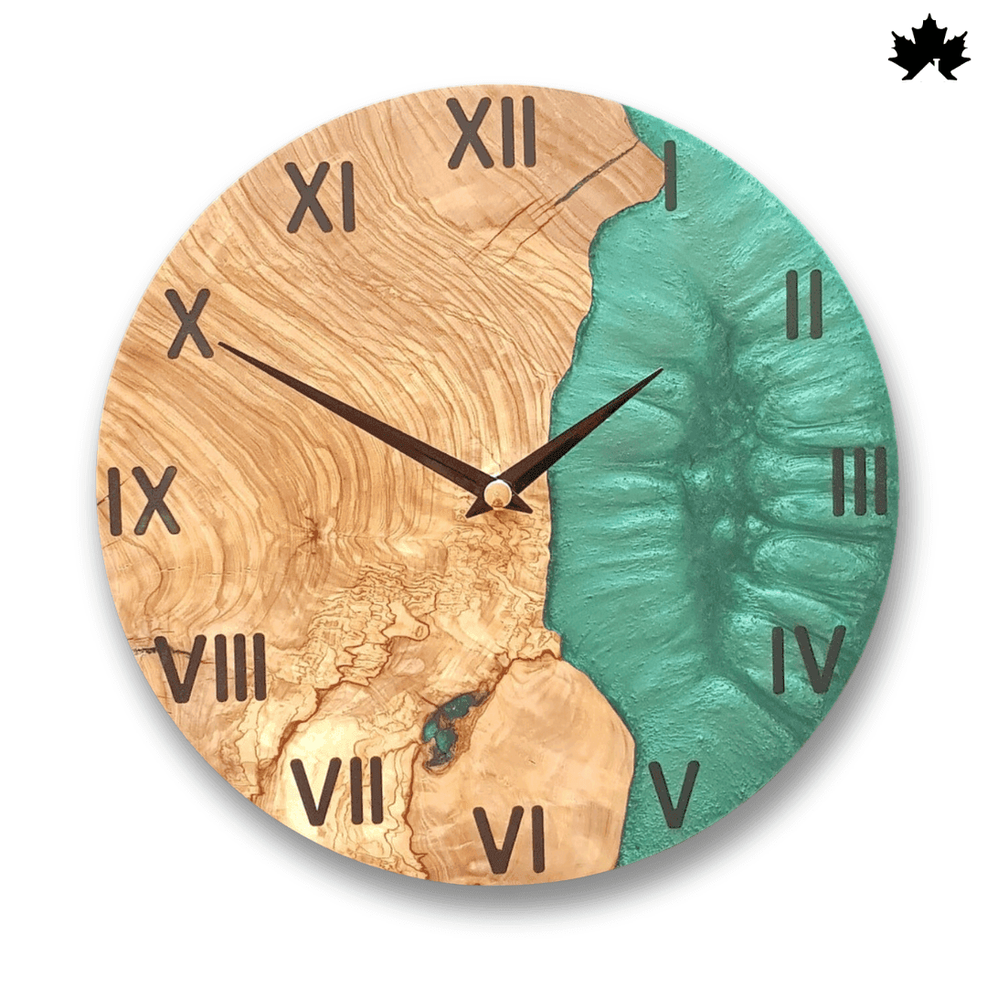 Turquoise Drift - Resin & Wood Wall Clock | Fankaarlok
