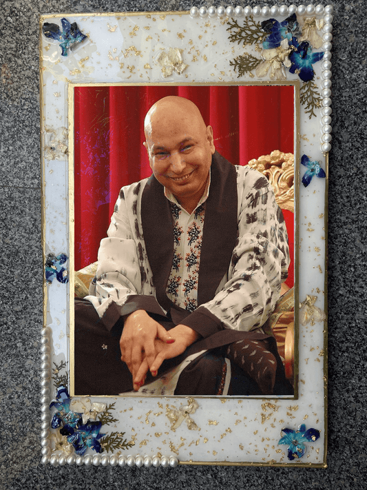 Handmade Guruji resin devotional photo frame