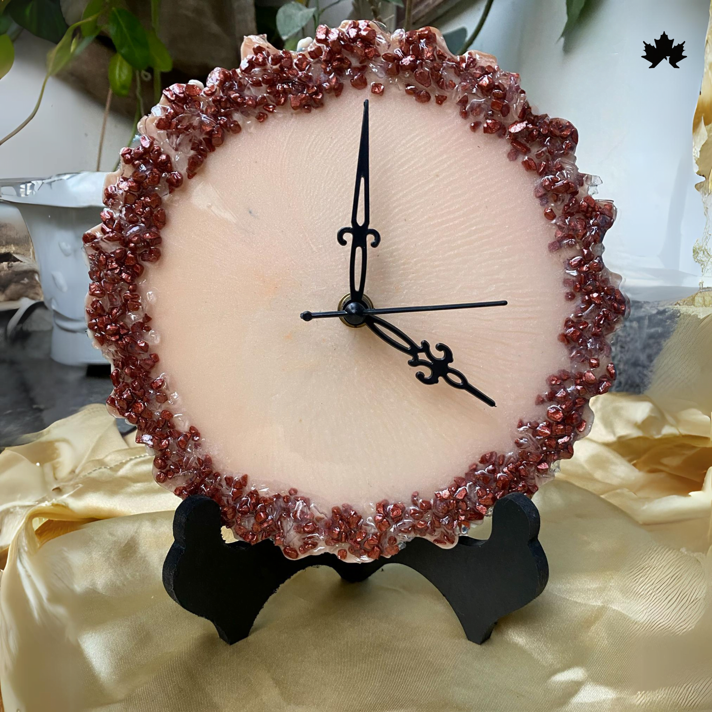Crimson Edge minimalist table clock with peach centre and crimson crystal edge