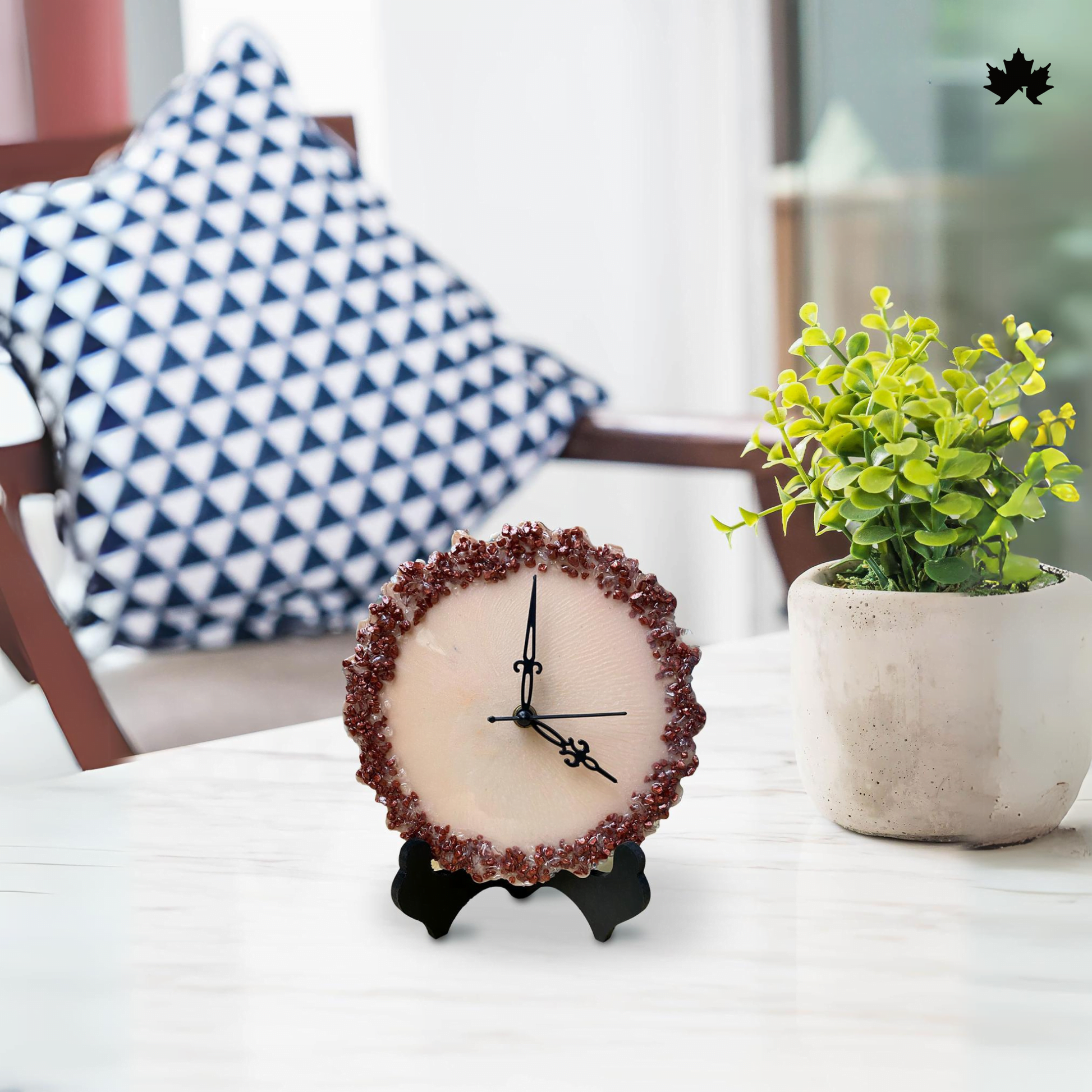 Crimson Edge minimalist table clock — side profile view