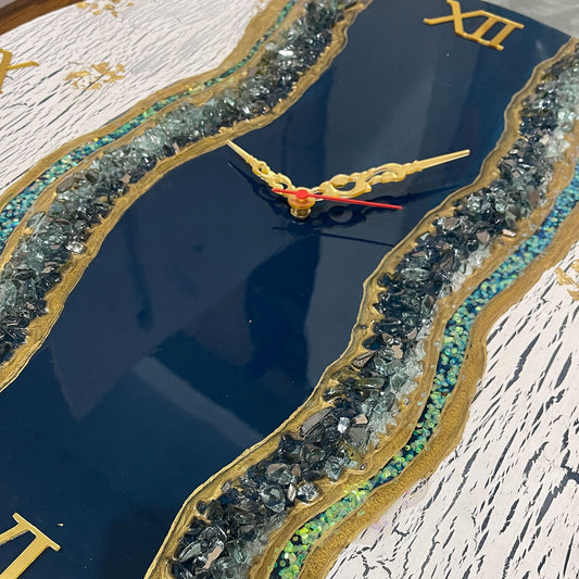 Geode Resin Art Clock | Luxury Wall Clock for Home by Fankaarlok