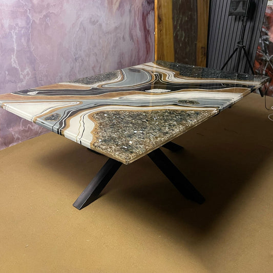 Luminous Geode – Glow in the Dark Center Table with Resin Art | Fankaarlok