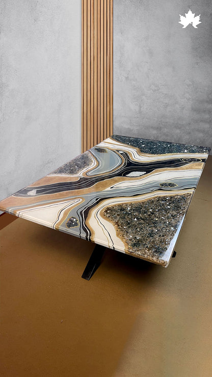 Luminous Geode – Glow in the Dark Center Table with Resin Art | Fankaarlok