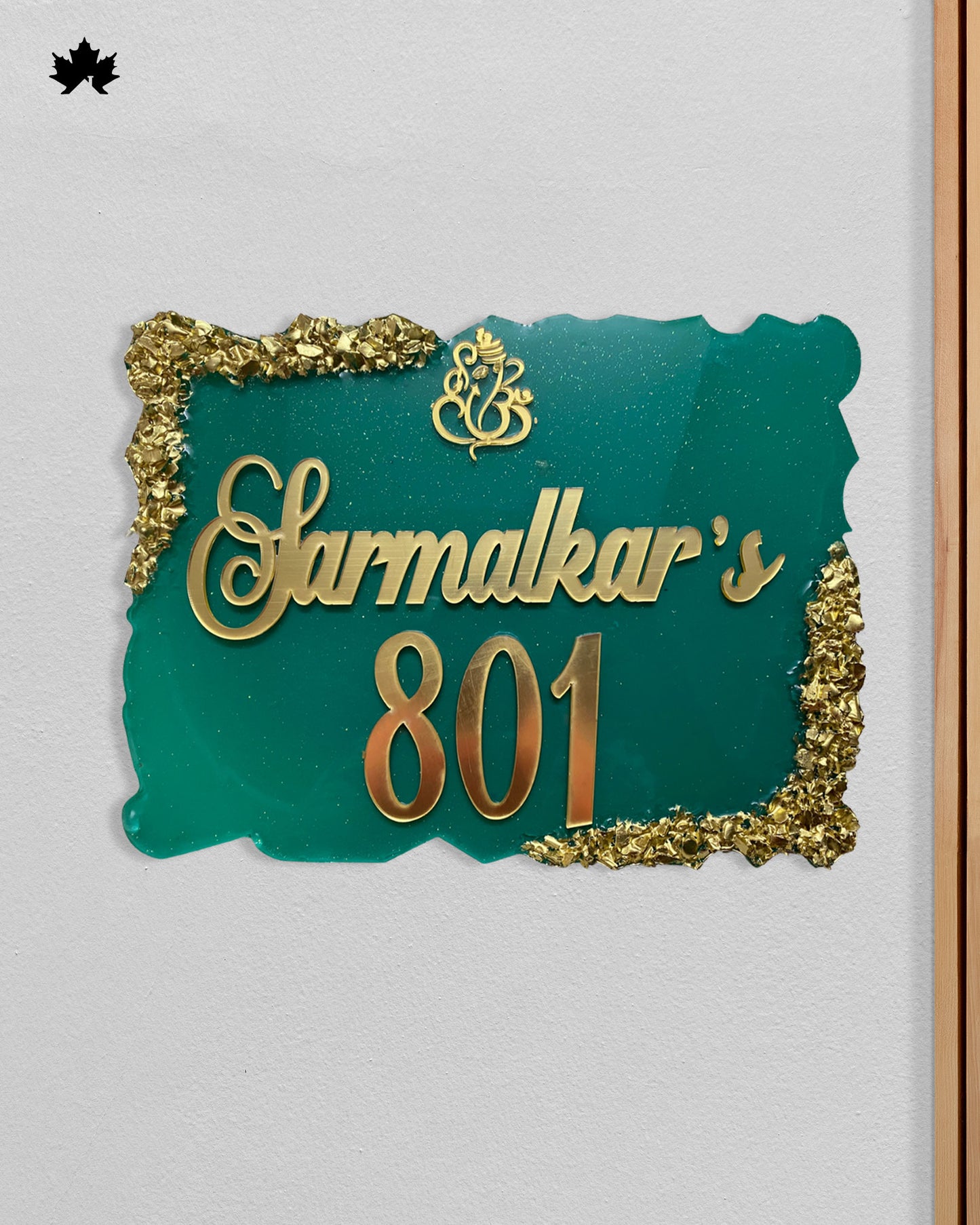 Aurora Luxe – Artistic Nameplate for Villa | Custom Family Nameplate