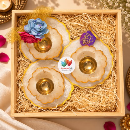Diya holder hamper with brass diyas — Style 2