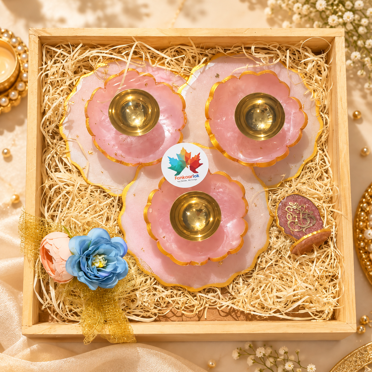 Diya holder hamper with brass Diya