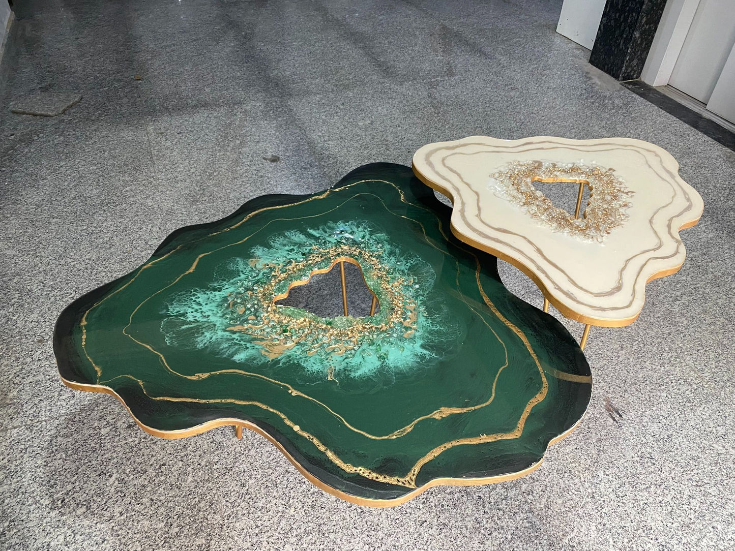 Buy Unique Nesting Tables – Luxury Geode Epoxy Table Set for Living Room | Fankaarlok