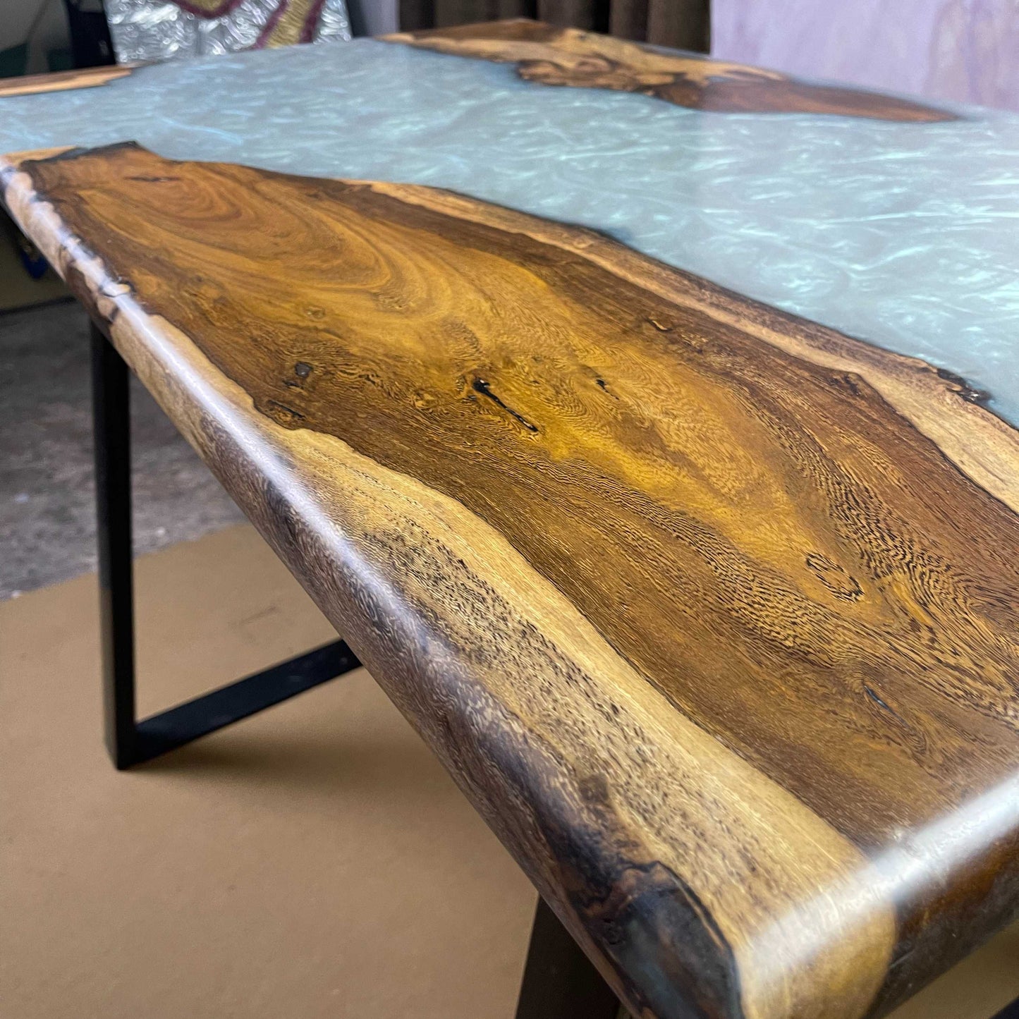 Rustic River Flow – Wooden Center Table for Living Room | Fankaarlok