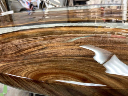Handcrafted Wood Table – Premium Live Edge Epoxy Table | Fankaarlok