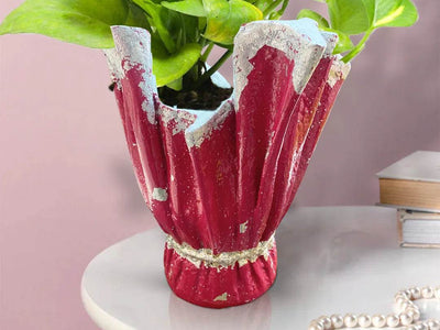 Crimson Glint – Sculpted Resin Planter in Ruby Red & Silver Leaf | Fankaarlok - Fankaarlok