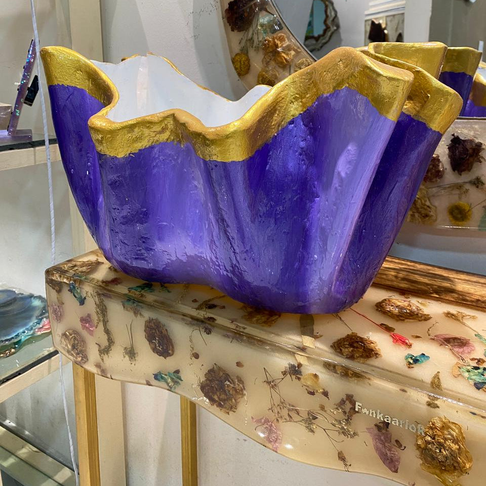 Royal Amethyst Bloom – Buy Large Indoor Planter Online | Fankaarlok