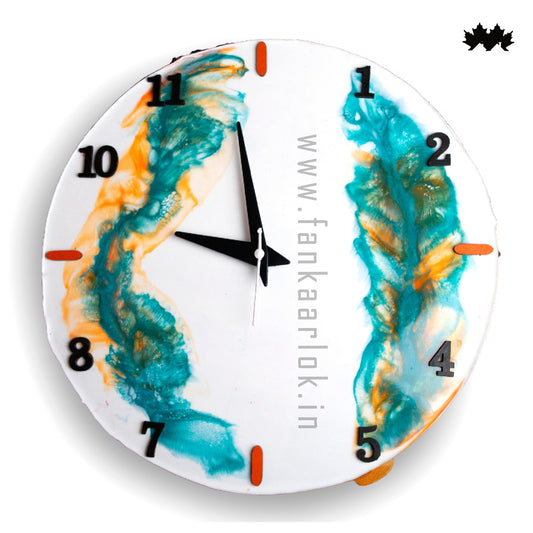 Resin Art Statement Clock – Large Round Wall Clock by Fankaarlok