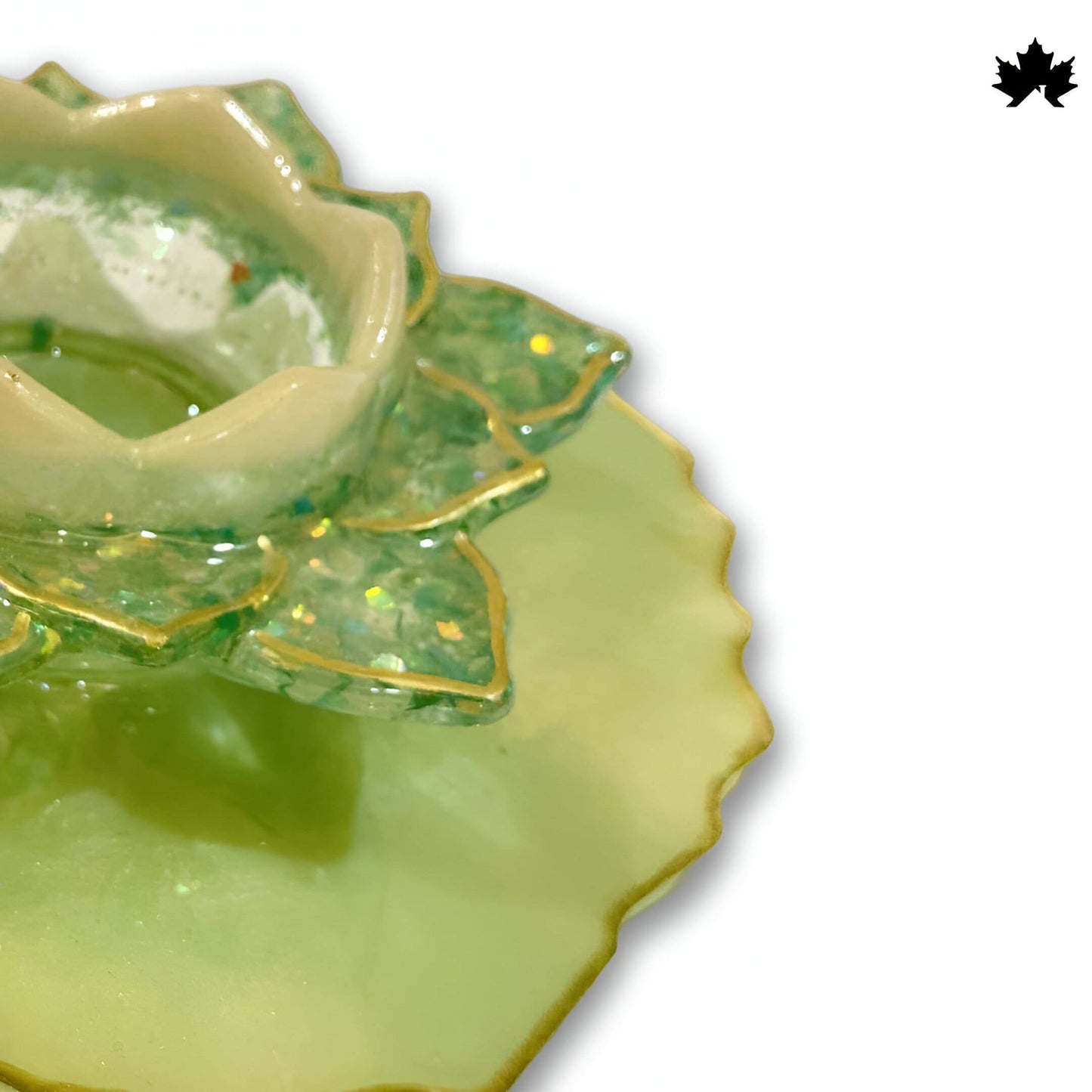 Luxury Diya Set for Gifting | Golden Lotus Base with Brass Diya - Fankaarlok