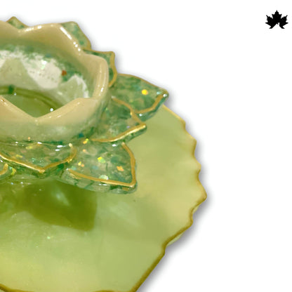 Luxury Diya Set for Gifting | Golden Lotus Base with Brass Diya - Fankaarlok