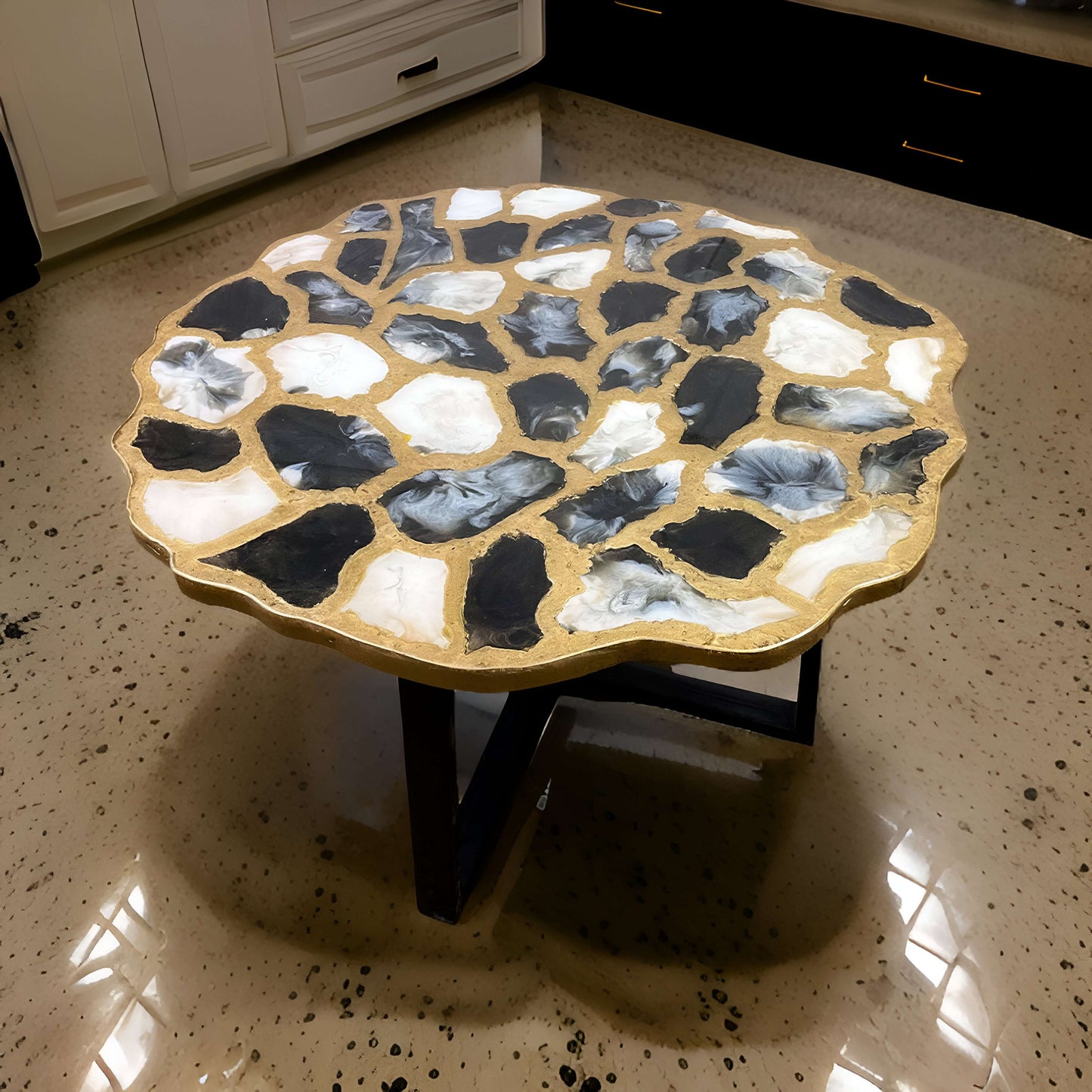 Ethereal Geo – Round Resin Art Coffee Table | Fankaarlok