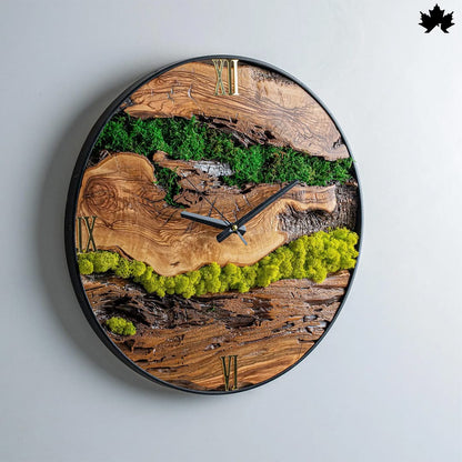 Forest Whisper - Artisan Wood & Moss Wall Clock | Fankaarlok
