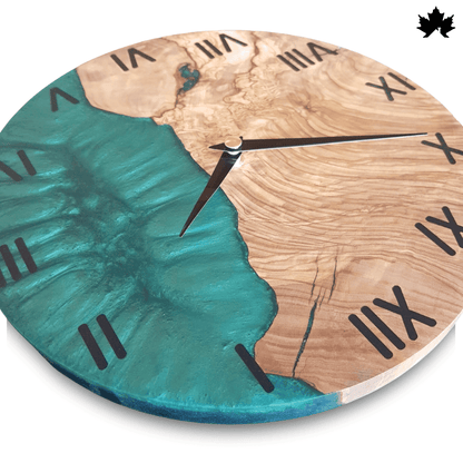 Turquoise Drift - Resin & Wood Wall Clock | Fankaarlok
