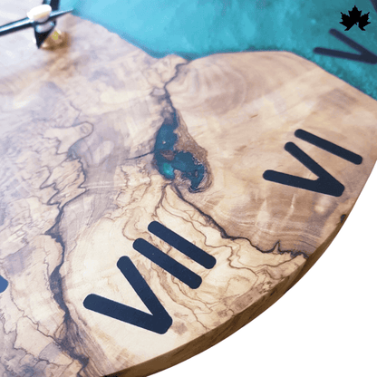 Turquoise Drift - Resin & Wood Wall Clock | Fankaarlok