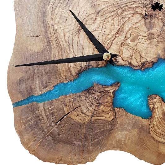 Natural Live-Edge Wood Design | Blue Resin Wall Clock for Living Room by Fankaarlok
